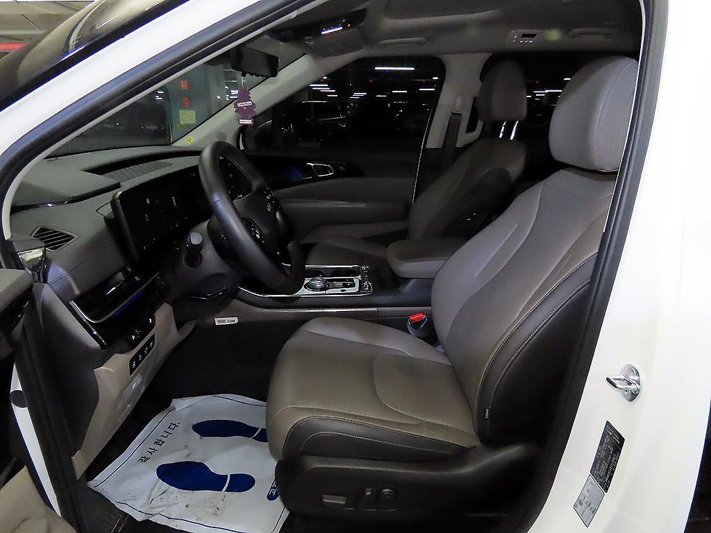 KIA Carnival - Vista 6