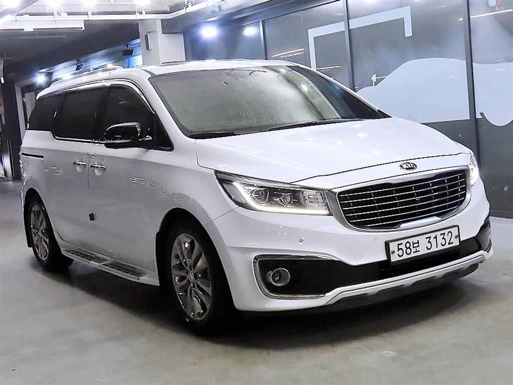KIA Carnival 2018 Blanco - Importación desde Corea - HF Imports Iquique - Foto 1