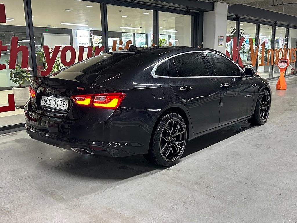 Chevrolet Malibu - Vista 4