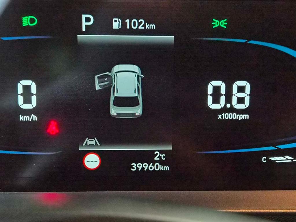 HYUNDAI Casper - Vista 9