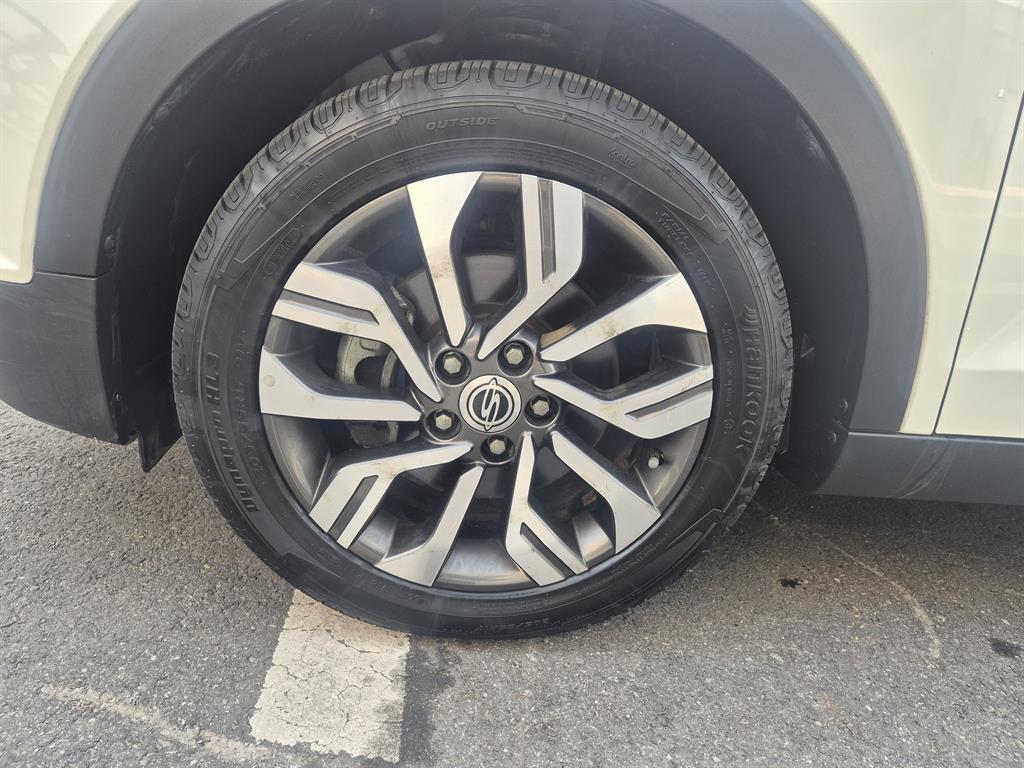 Ssangyong Tivoli 2019 Blanco - Importación desde Corea - HF Imports Iquique - Foto 19