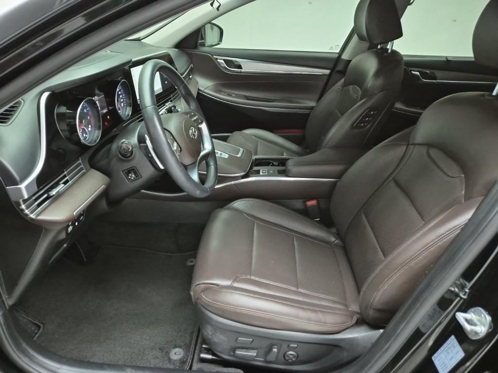 HYUNDAI Grandeur - Vista 12