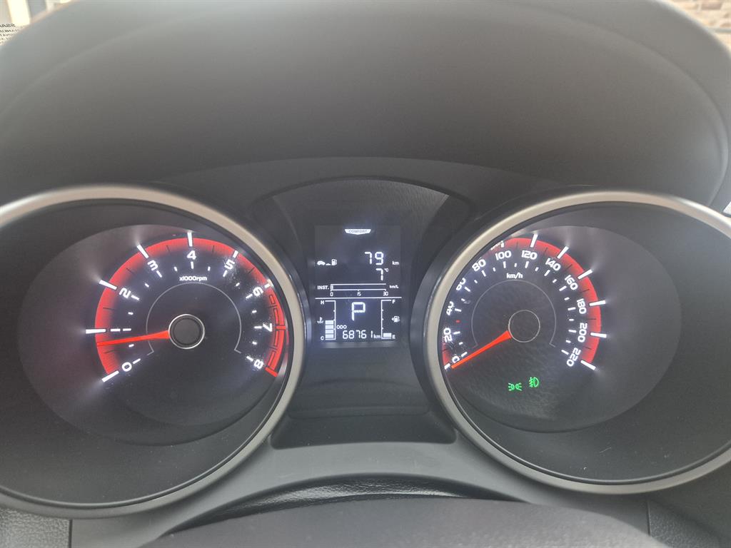 Ssangyong Tivoli 2019 Blanco - Importación desde Corea - HF Imports Iquique - Foto 13