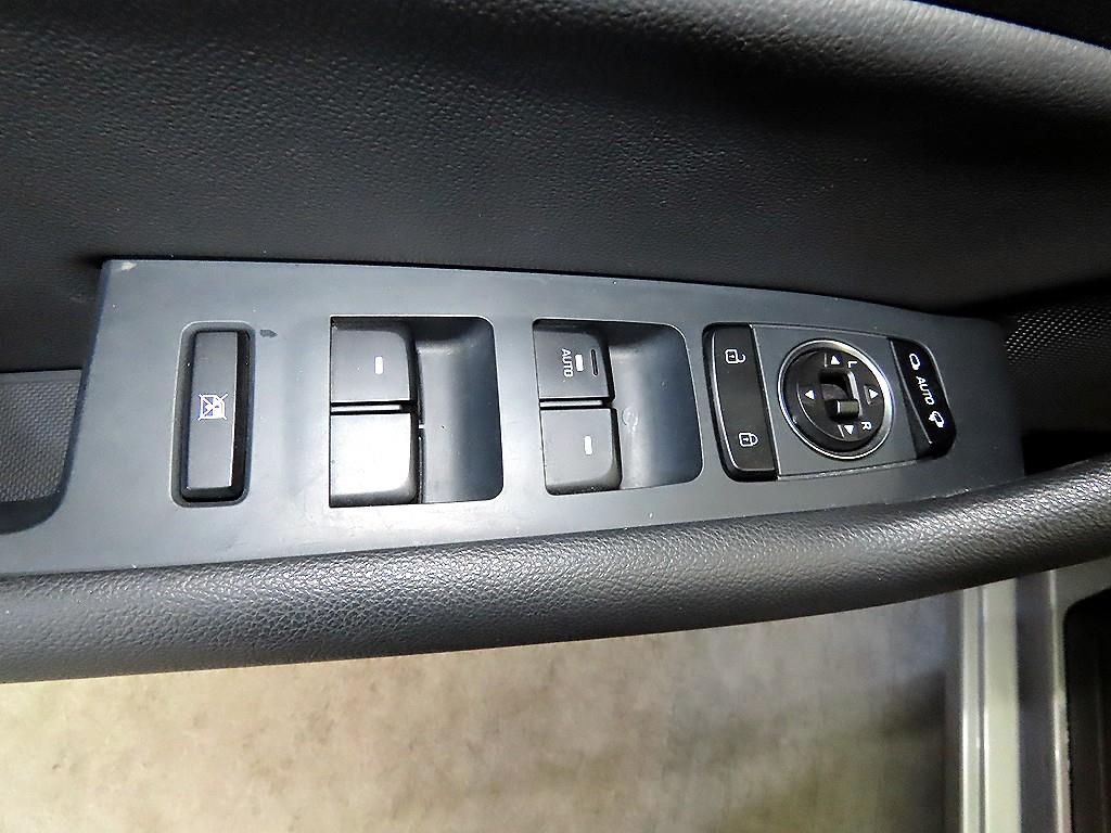 HYUNDAI Sonata 2016 Gris - Importación desde Corea - HF Imports Iquique - Foto 13