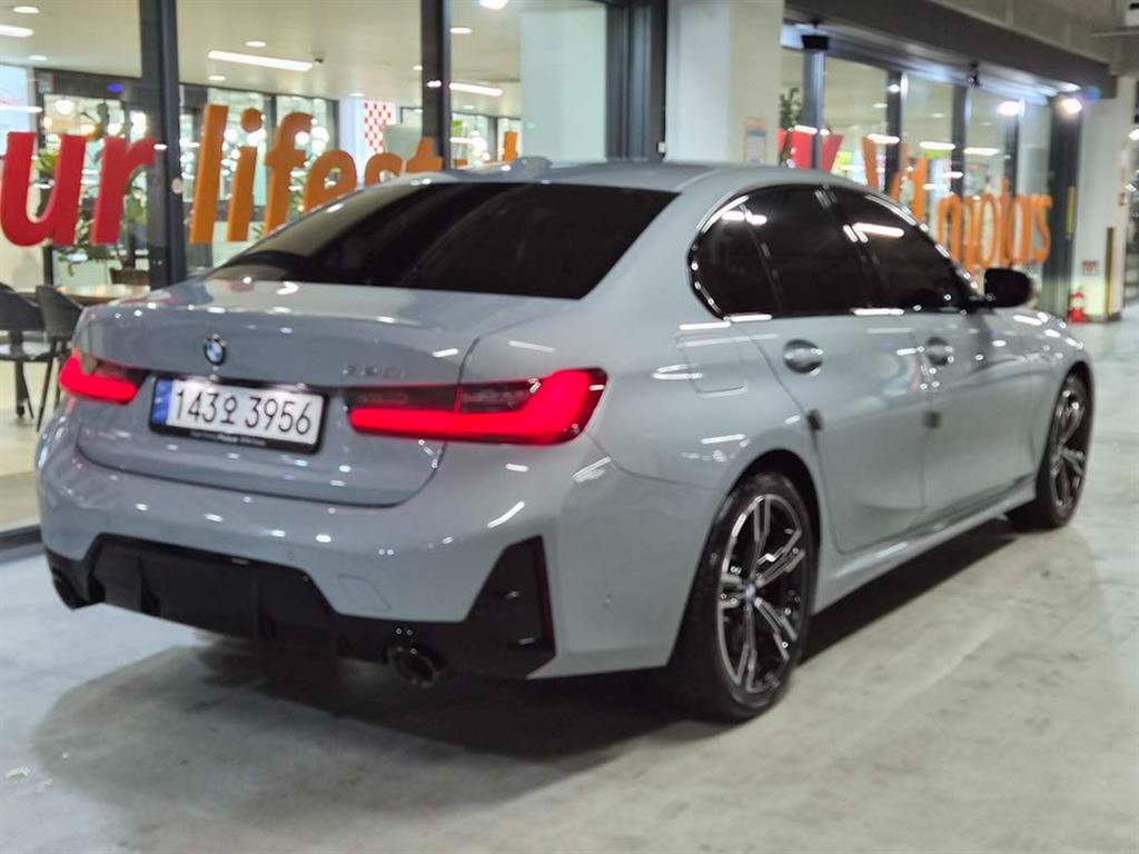 BMW 3 series - Vista 4