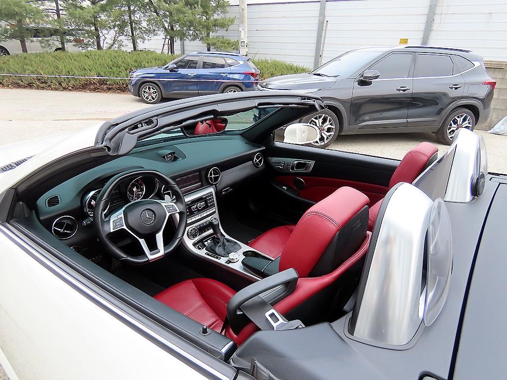 Mercedes Benz SLK Class 2013 Blanco - Importación desde Corea - HF Imports Iquique - Foto 17