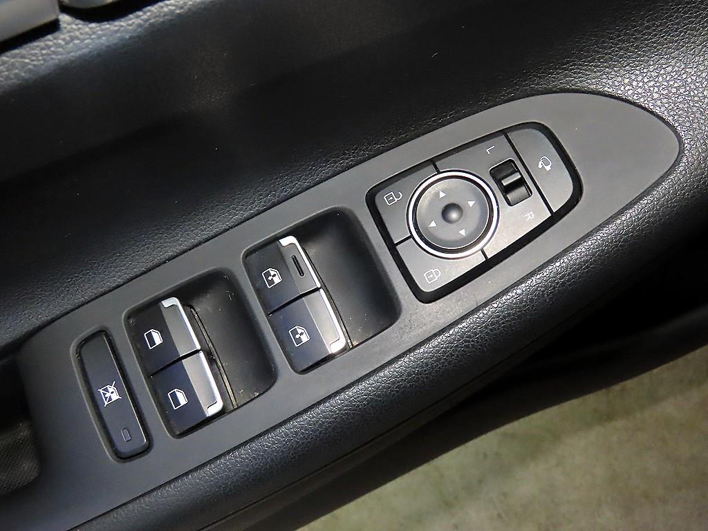 HYUNDAI Grandeur 2017 Negro - Importación desde Corea - HF Imports Iquique - Foto 15