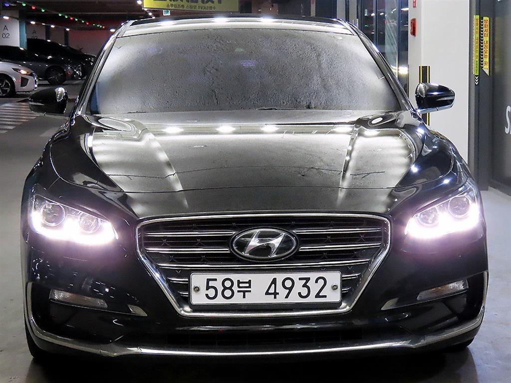 HYUNDAI Grandeur - Vista 2