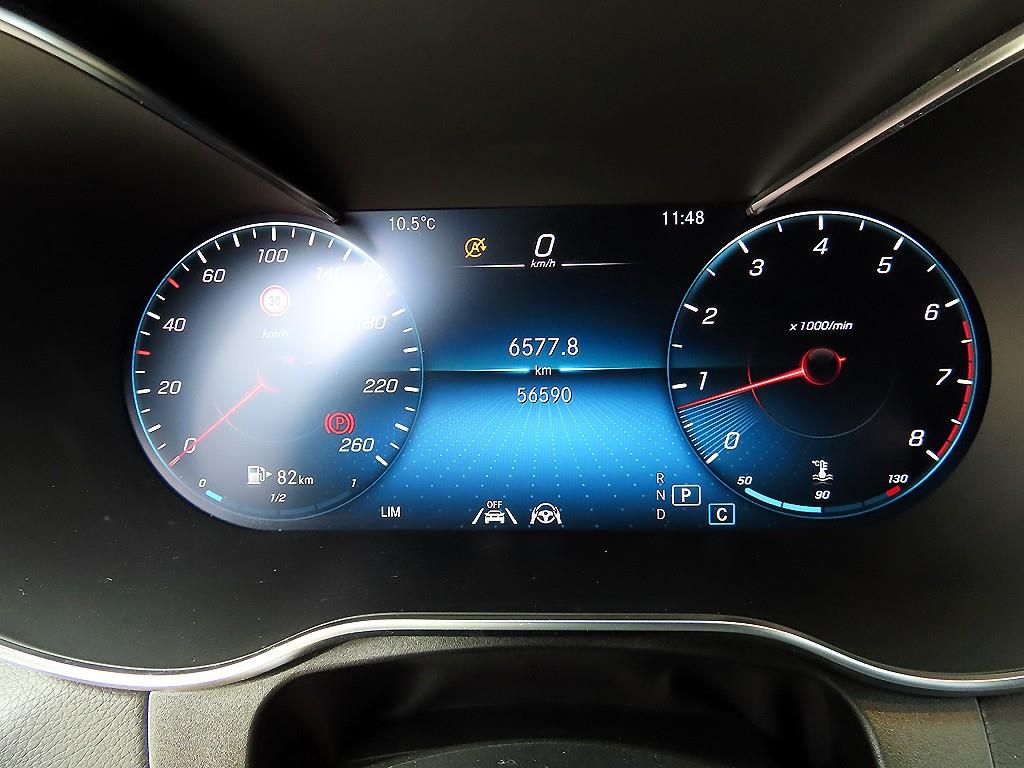 Mercedes Benz GLC Class - Vista 9