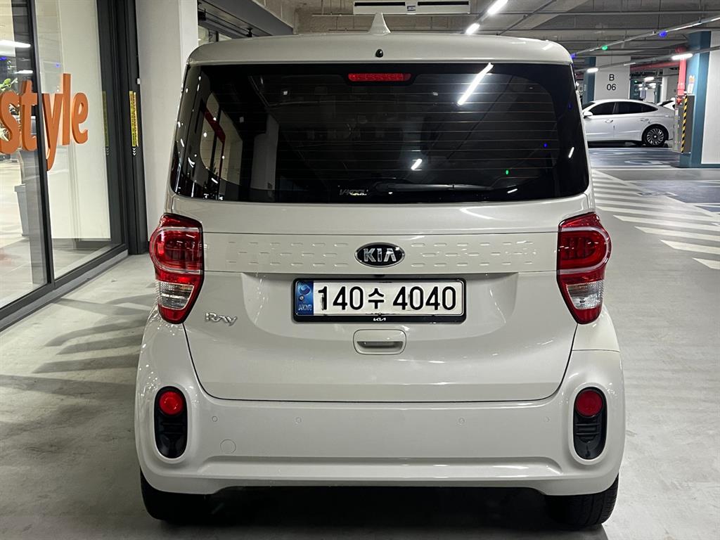 KIA Ray - Vista 5