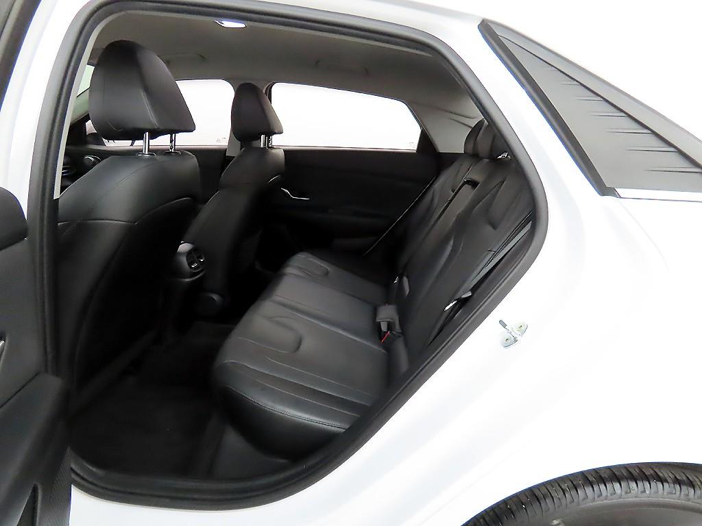 HYUNDAI Avante - Vista 6