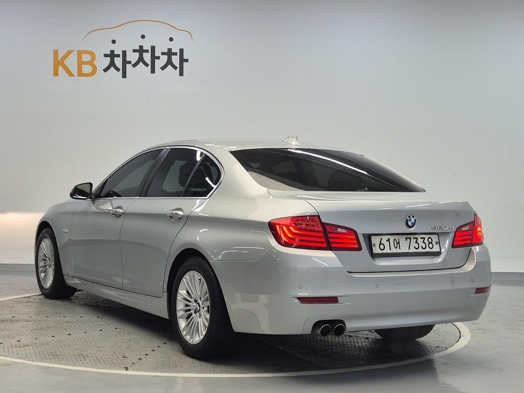 BMW 5 Series - Vista 2