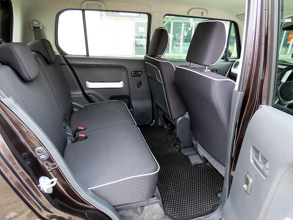 Suzuki Hustler - Vista 6