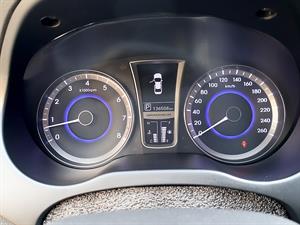 HYUNDAI Grandeur - Vista 12