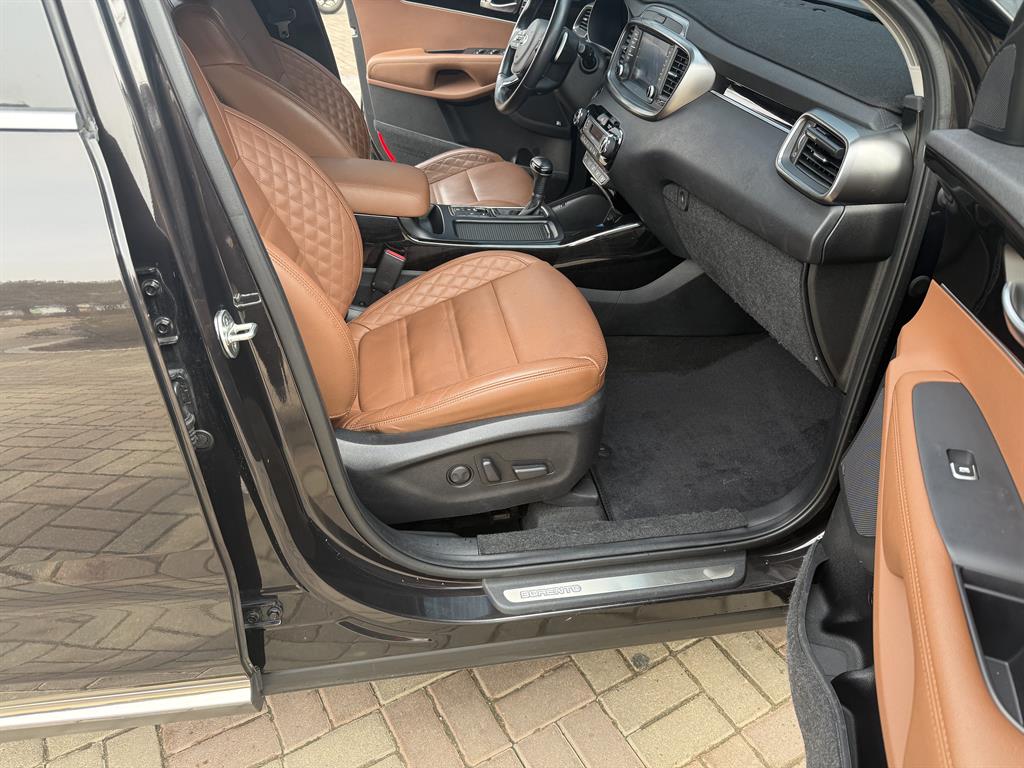 KIA Sorento 2018 Café - Importación desde Corea - HF Imports Iquique - Foto 18