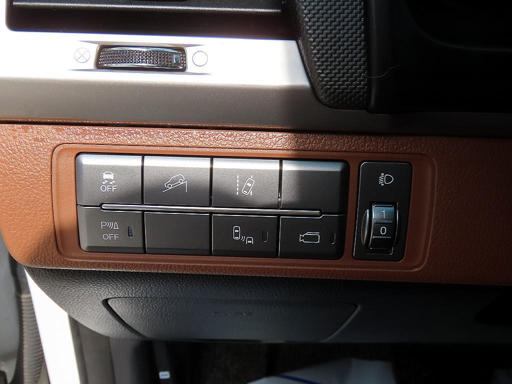 Ssangyong Rexton - Vista 12