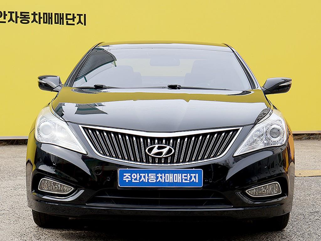 HYUNDAI Grandeur 2012 Negro - Importación desde Corea - HF Imports Iquique - Foto 1