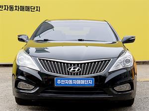 HYUNDAI Grandeur - Vista 2