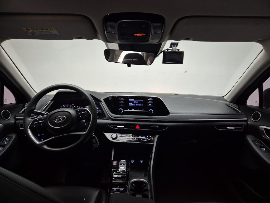 HYUNDAI Sonata - Vista 6