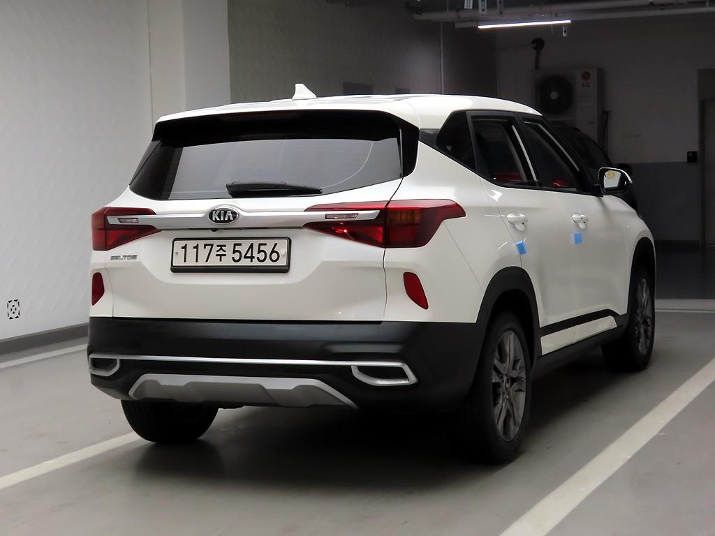 KIA Seltos - Vista 4