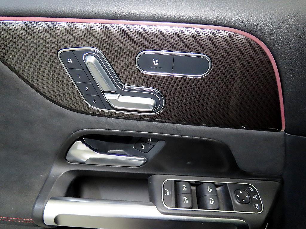 Mercedes Benz GLB Class 2022 Negro - Importación desde Corea - HF Imports Iquique - Foto 14