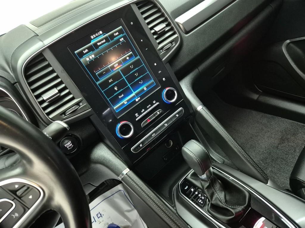 SAMSUNG QM6 - Vista 8