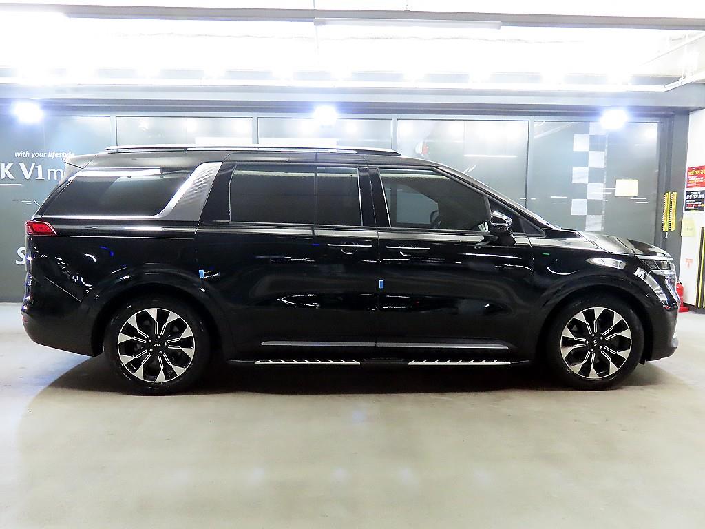 KIA Carnival - Vista 3