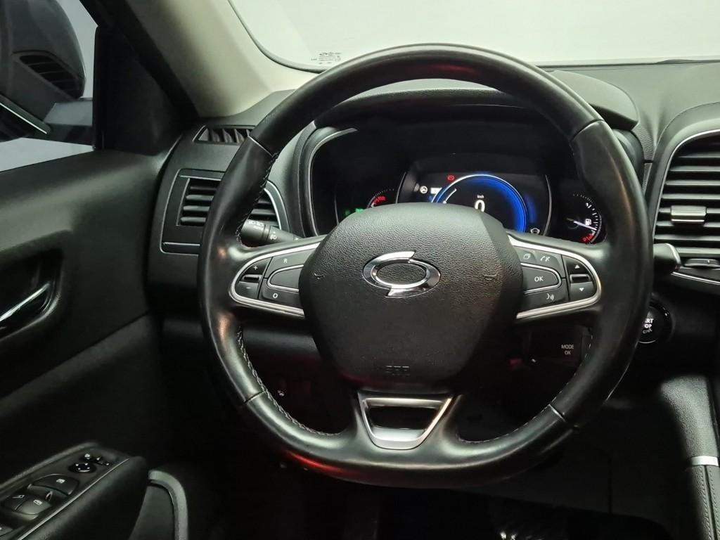 SAMSUNG QM6 - Vista 6