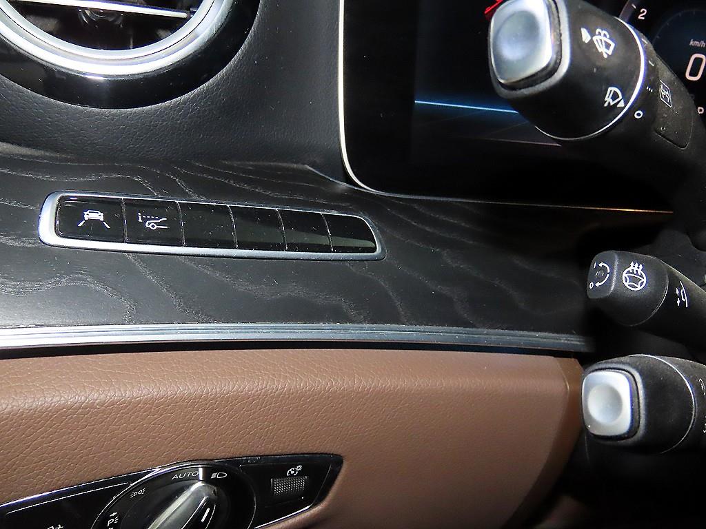 Mercedes Benz E class 2018 Blanco - Importación desde Corea - HF Imports Iquique - Foto 14