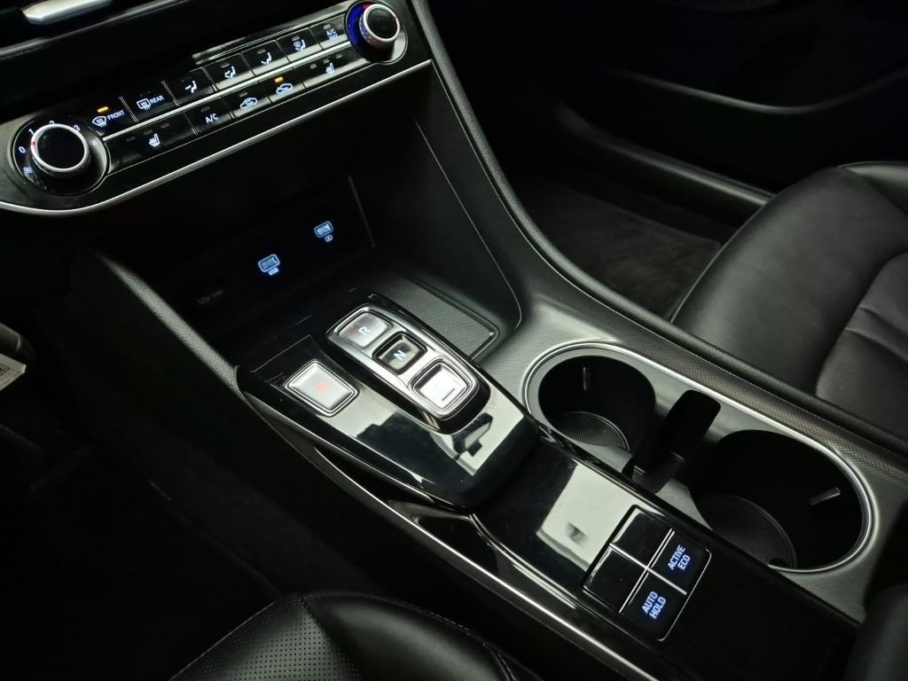 HYUNDAI Sonata - Vista 7