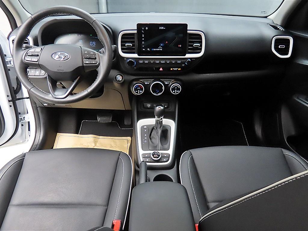 HYUNDAI Venue - Vista 7