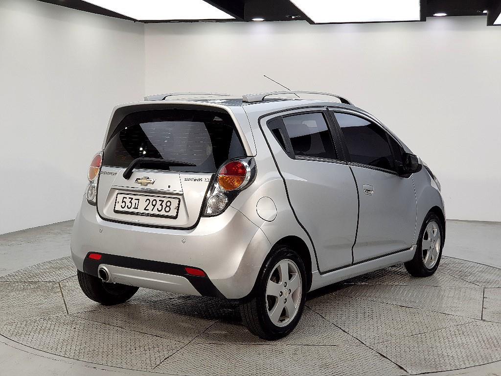 Chevrolet Spark - Vista 4