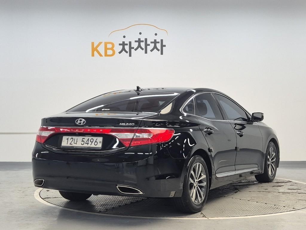 HYUNDAI Grandeur - Vista 3