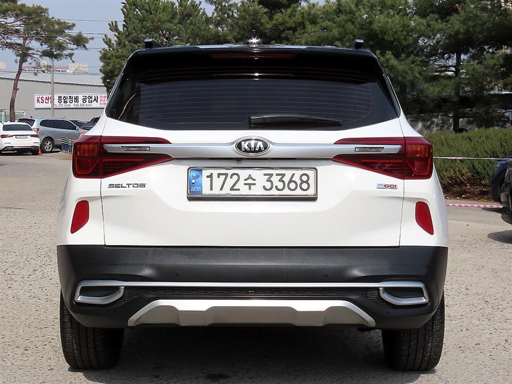 KIA Seltos - Vista 4