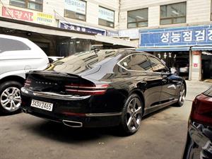 Genesis G80 - Vista 8