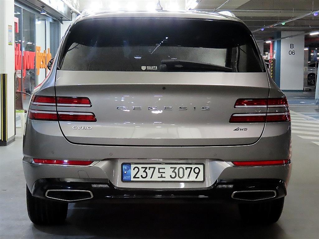 Genesis GV80 - Vista 5