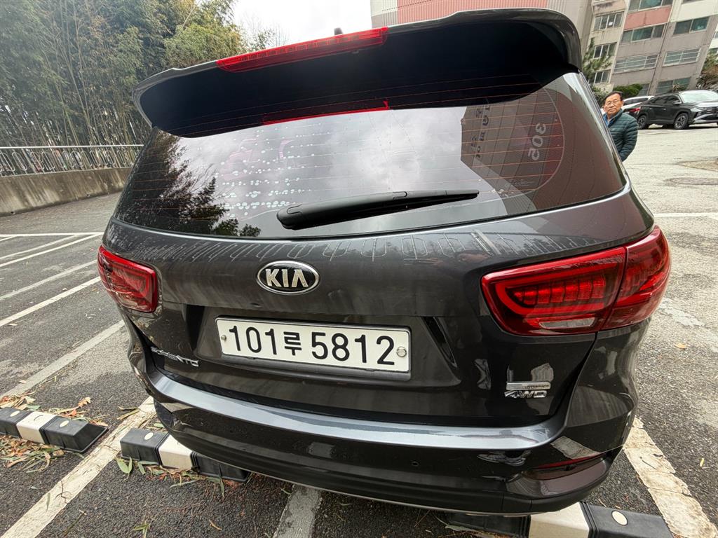 KIA Sorento - Vista 4