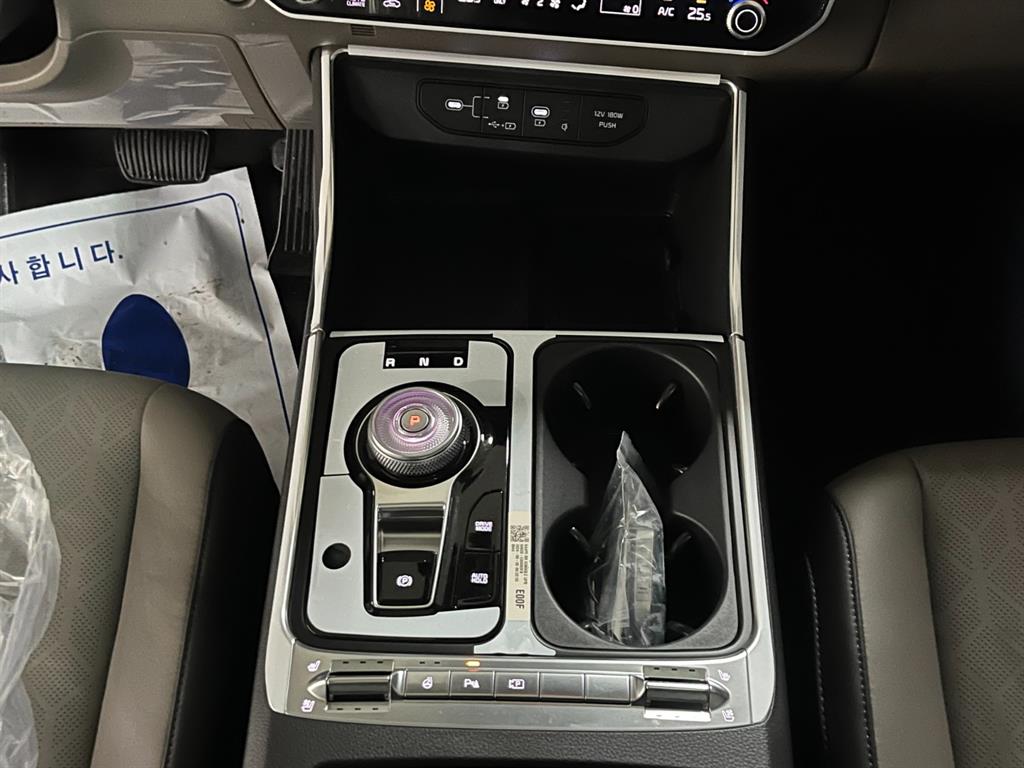 KIA Carnival 2025 Blanco - Importación desde Corea - HF Imports Iquique - Foto 13