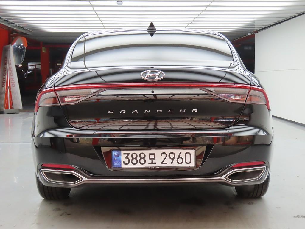 HYUNDAI Grandeur - Vista 3
