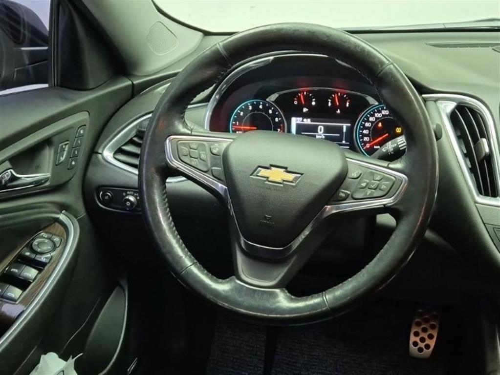 Chevrolet Malibu - Vista 9