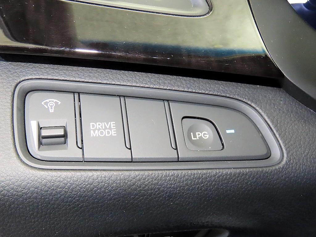 HYUNDAI Grandeur 2014 Gris - Importación desde Corea - HF Imports Iquique - Foto 14