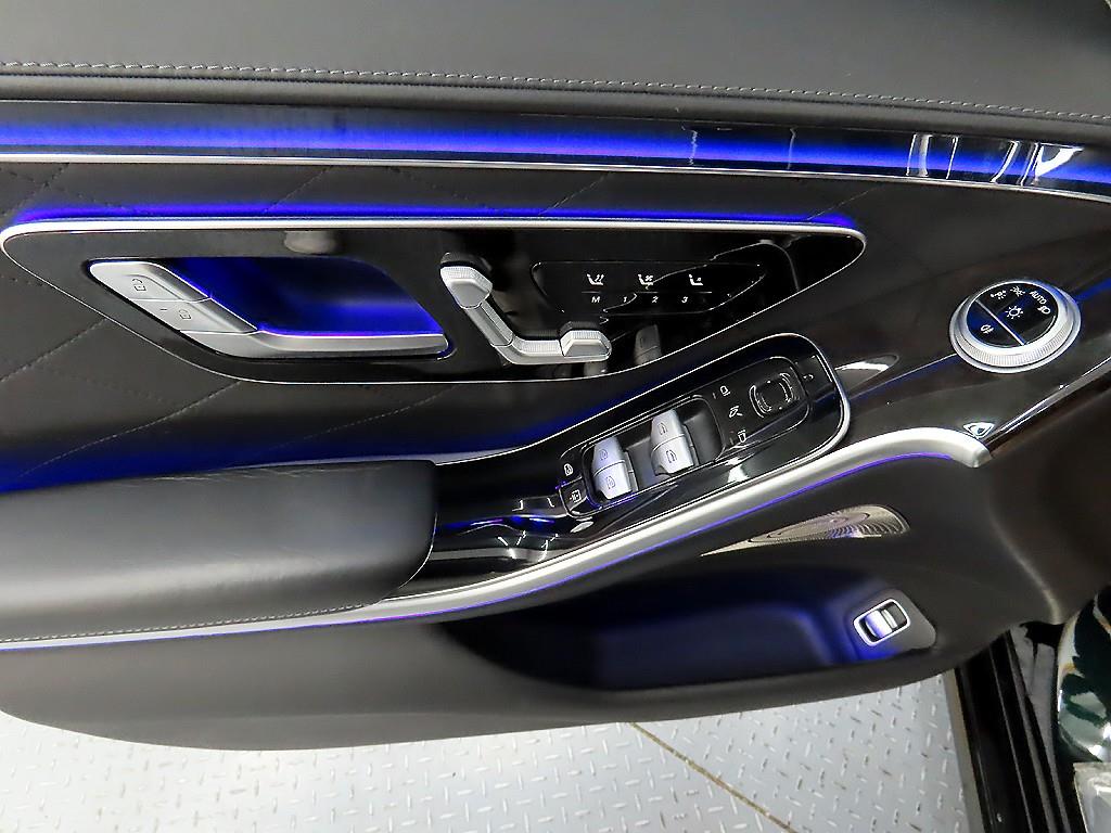 Mercedes Benz S Class - Vista 11
