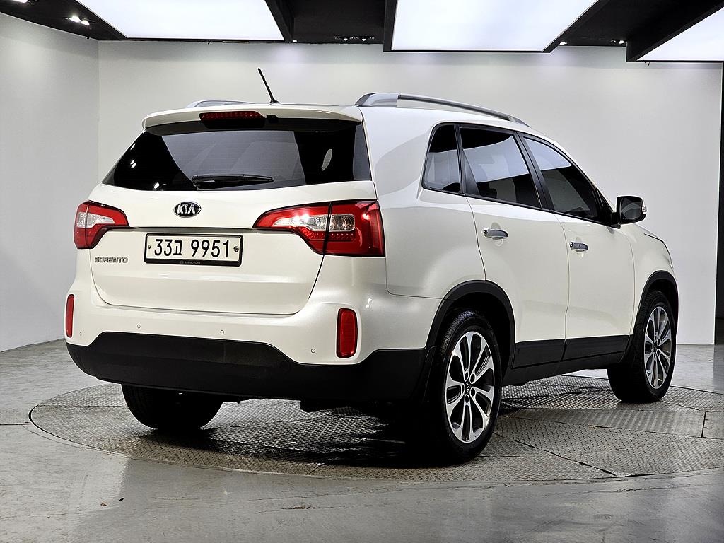KIA Sorento - Vista 4