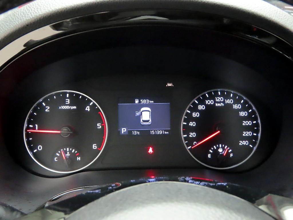 KIA Seltos - Vista 6