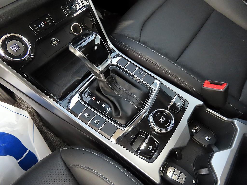 Ssangyong Korando - Vista 10