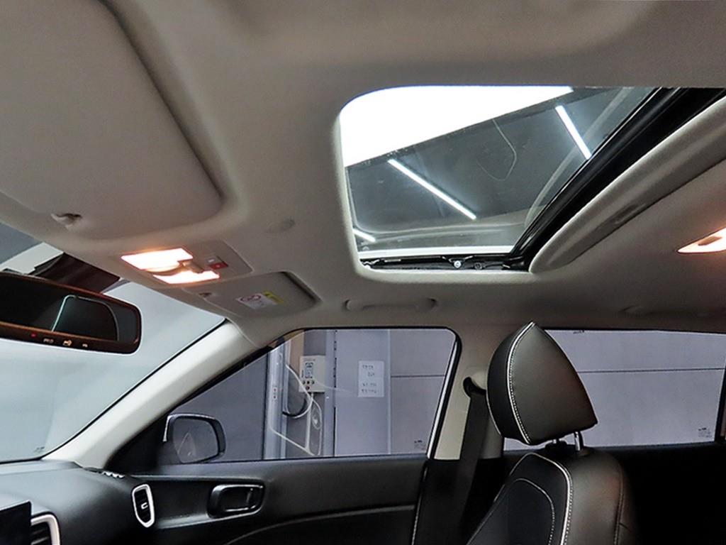 HYUNDAI Venue 2026 the color of pearl - Importación desde Corea - HF Imports Iquique - Foto 16