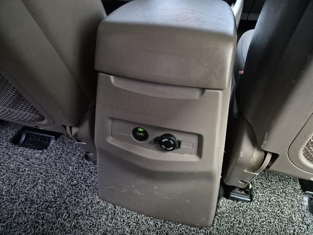 Ssangyong Korando - Vista 12