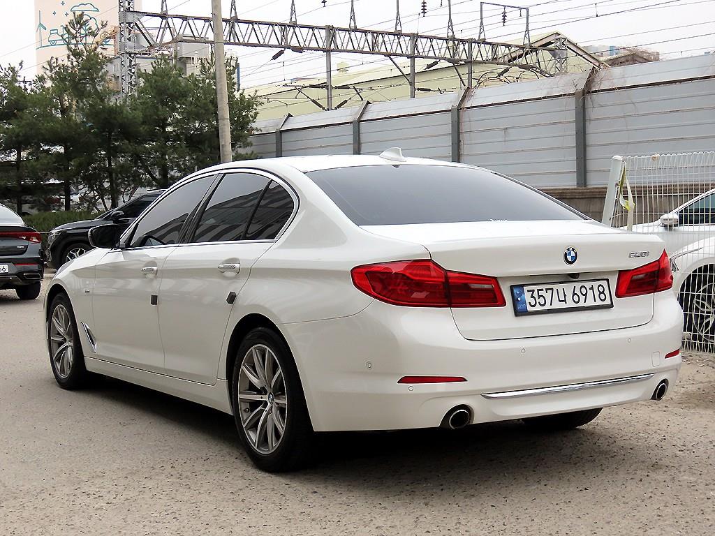 BMW 5 Series - Vista 3