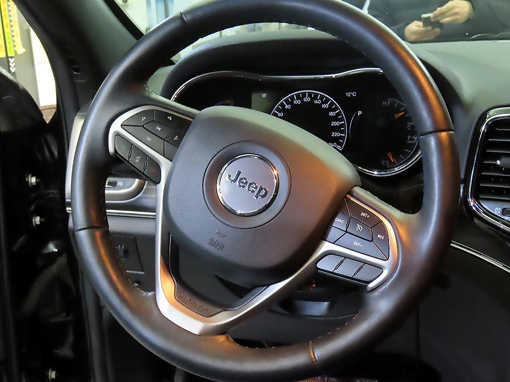 Jeep Cherokee - Vista 8