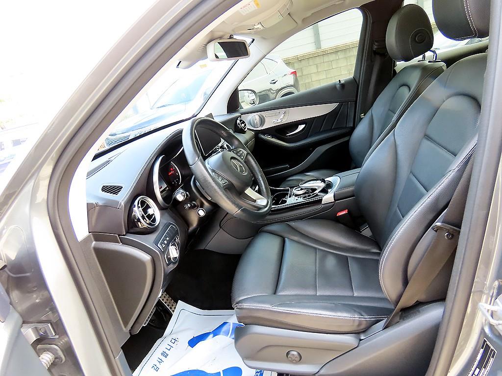 Mercedes Benz GLC Class - Vista 5